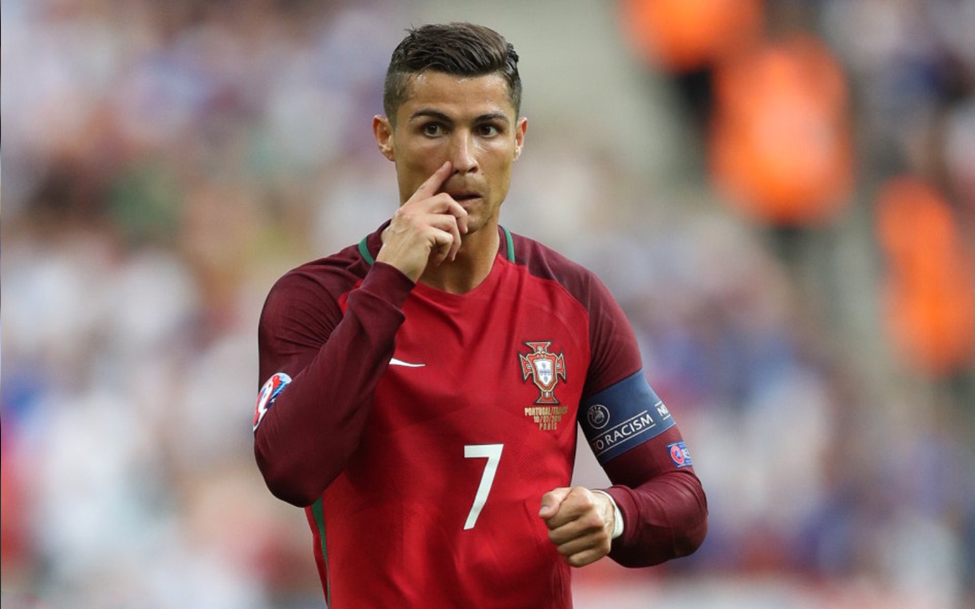 “未来之星青少年足球明星巡展全国巡回，展现青春风采”，校园足球未来之星典型事迹