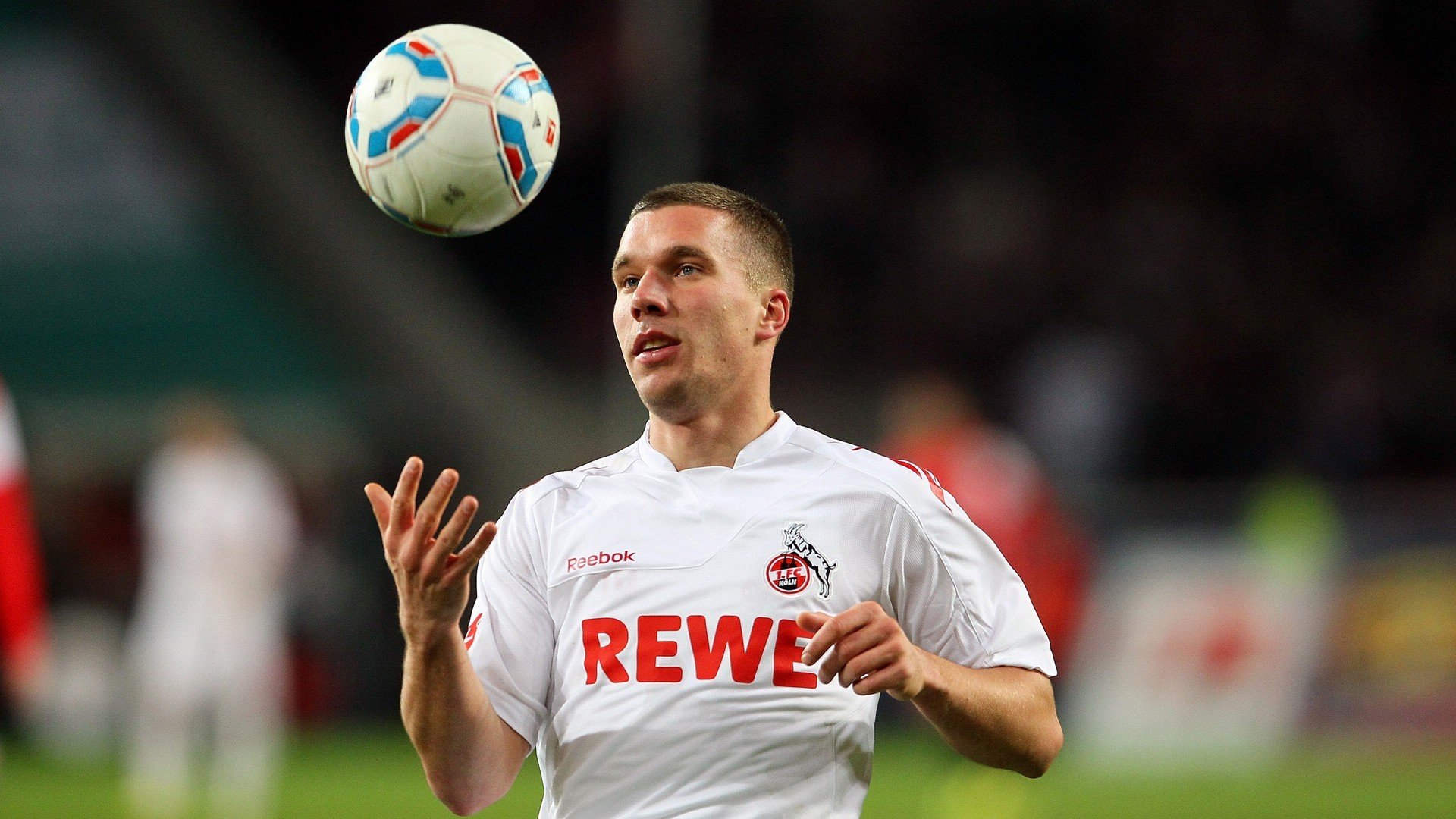 德国女子场地自行车选手在竞速赛中获得第七名，德国自行车展2019